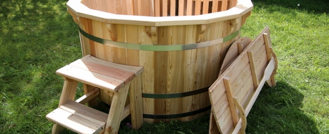 wooden hot tub garden
